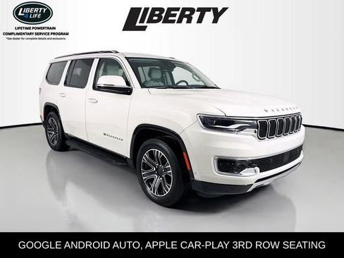 Used 2022 Jeep Wagoneer Series III image 1