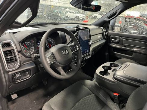 Used 2025 RAM 2500 Big Horn AWD/4WD image 15