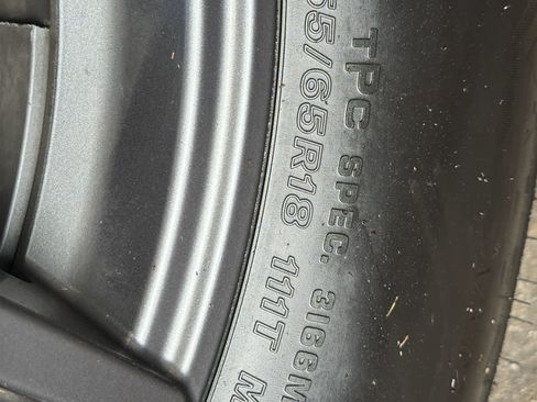 Used 2025 GMC Acadia Elevation image 14