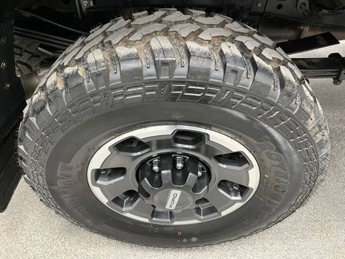 Used 2024 Ford F350 Platinum w/ Tremor Off-Road Package AWD/4WD image 15