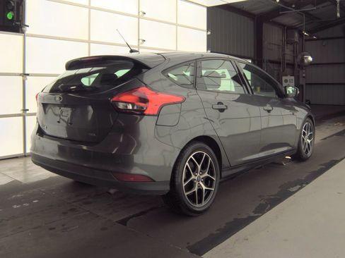 Used 2017 Ford Focus SEL w/ Cold Weather Package image 6