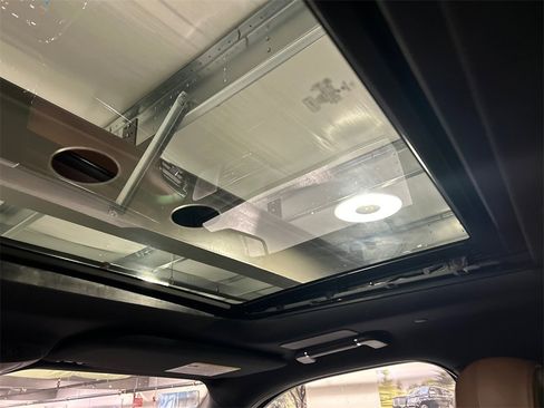 Used 2022 Lincoln Navigator Reserve image 25