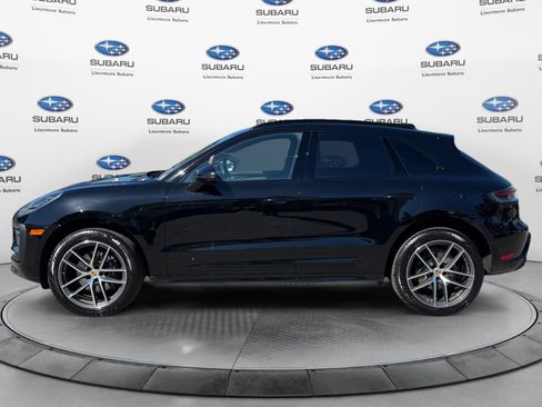Used 2026 Porsche Macan AWD/4WD image 2