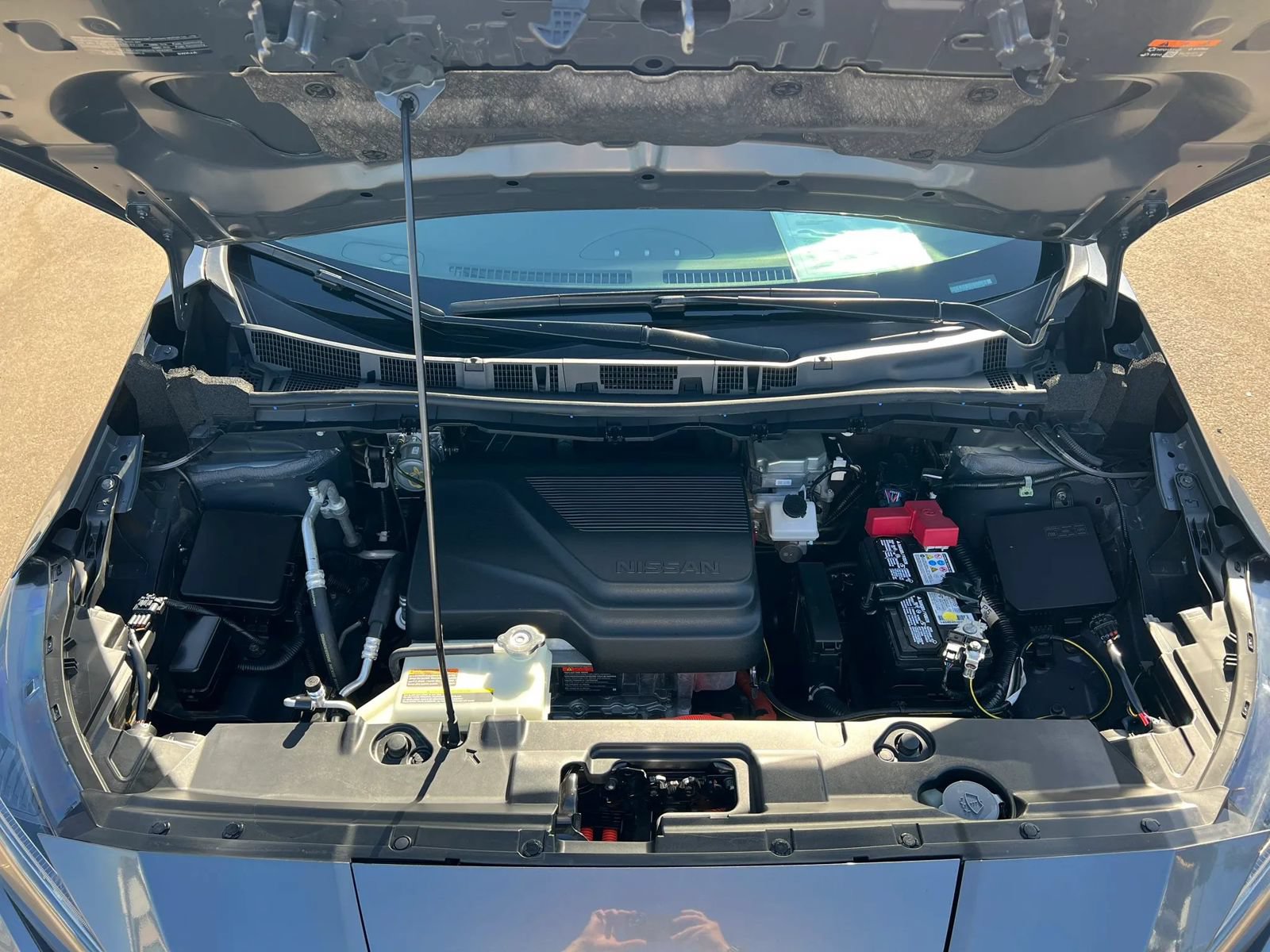 Used 2025 Nissan Leaf S FWD image 31