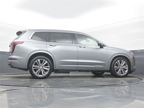 Certified 2025 Cadillac XT6 Premium Luxury image 54