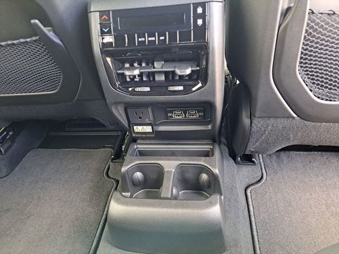 New 2025 Jeep Grand Cherokee L Laredo w/ Luxury Tech Group I image 16