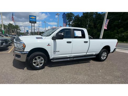 Used 2023 RAM 3500 Big Horn w/ Level 1 Equipment Group AWD/4WD image 6