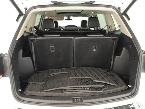 Used 2018 Volkswagen Atlas SEL Premium image 30