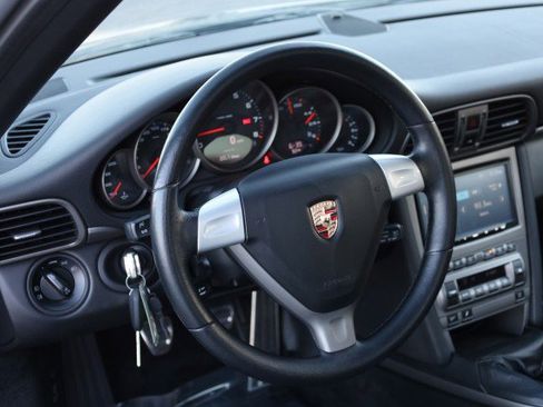 Used 2005 Porsche 911 Carrera image 23