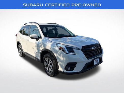Certified 2023 Subaru Forester Premium AWD/4WD image 4