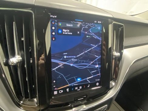 Used 2024 Volvo XC60 T8 Core image 18