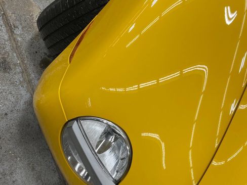 Used 2004 Chevrolet SSR w/ Preferred Equipment Group image 36