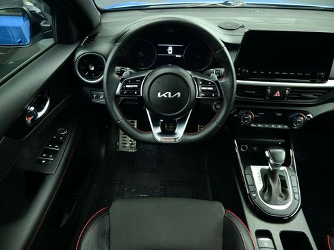 Used 2023 Kia Forte GT image 5