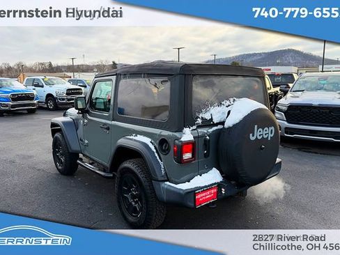 Used 2021 Jeep Wrangler Sport AWD/4WD image 5