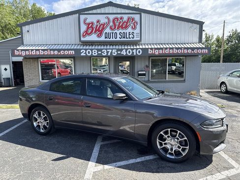 Used 2015 Dodge Charger SE w/ Popular Equipment Group AWD/4WD image 1