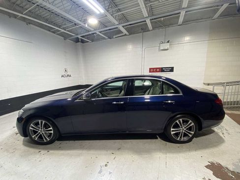 Used 2021 Mercedes-Benz E 350 4MATIC Sedan image 3