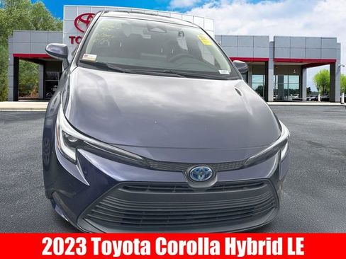 Certified 2023 Toyota Corolla LE w/ LE Convenience Package FWD image 2