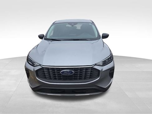 Used 2023 Ford Escape Active image 2