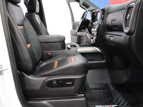 Used 2021 GMC Sierra 1500 AT4 w/ AT4 Premium Package AWD/4WD image 8