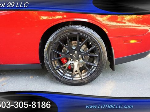 Used 2015 Dodge Challenger SRT Hellcat RWD image 36