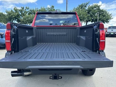 Certified 2026 Toyota Tacoma SR AWD/4WD image 29
