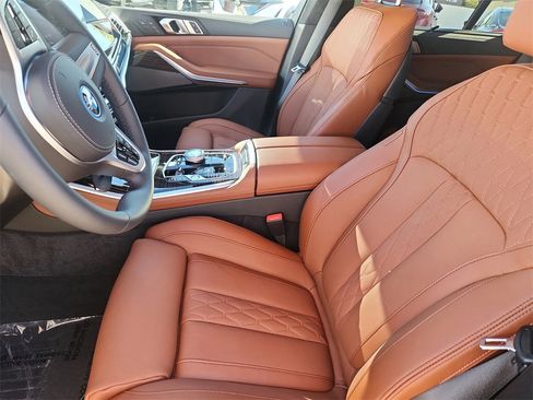 New 2026 BMW X5 xDrive50e w/ Executive Package image 11