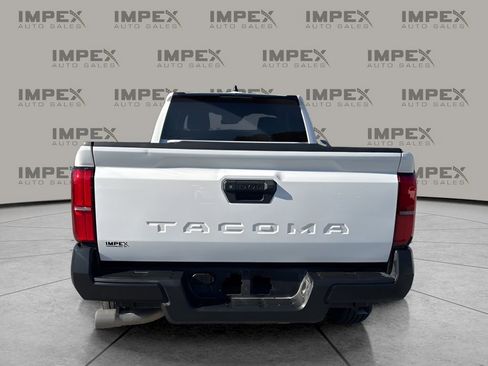 Used 2024 Toyota Tacoma SR image 4
