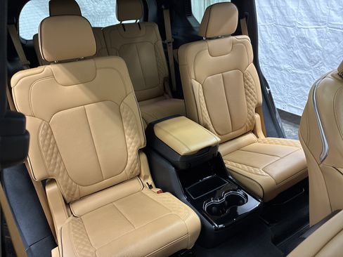 Certified 2023 Jeep Grand Cherokee L Summit AWD/4WD image 13