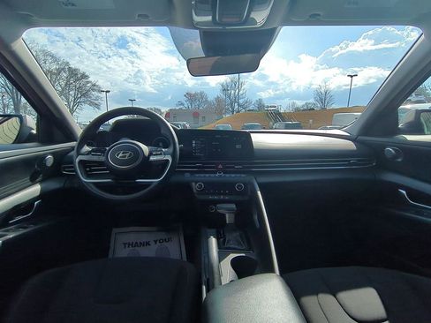 Used 2024 Hyundai Elantra SEL image 26