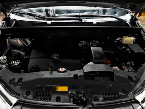 Used 2018 Toyota Highlander XLE FWD image 54