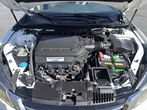 Used 2015 Honda Accord EX-L image 11