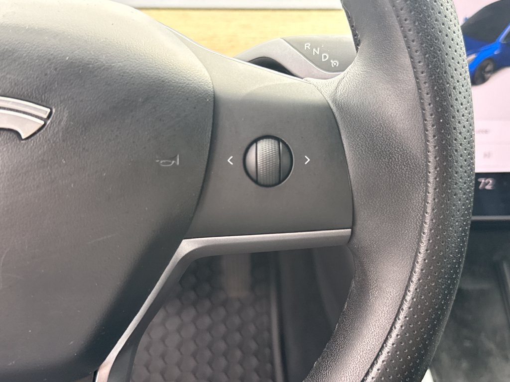Used 2020 Tesla Model 3 Standard Range Plus RWD image 16