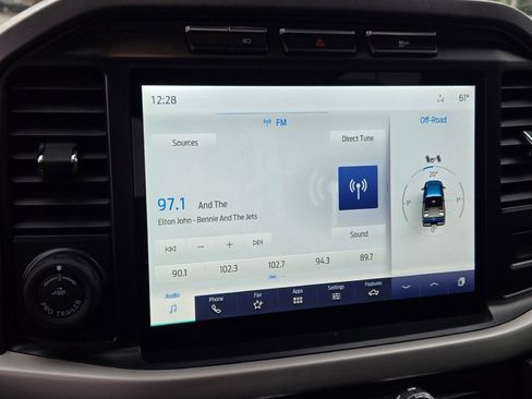 Certified 2022 Ford F150 XLT w/ Equipment Group 302A High image 23