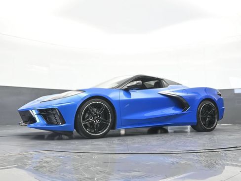 Used 2024 Chevrolet Corvette Stingray Convertible w/ 1LT RWD image 46