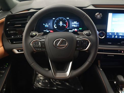 Used 2025 Lexus RX 350 FWD w/ Technology Package image 9