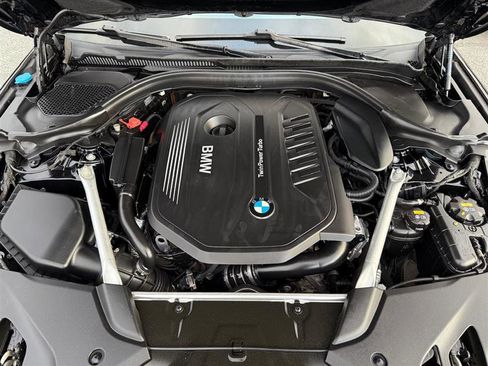 Used 2019 BMW 540i xDrive w/ M Sport Package image 38