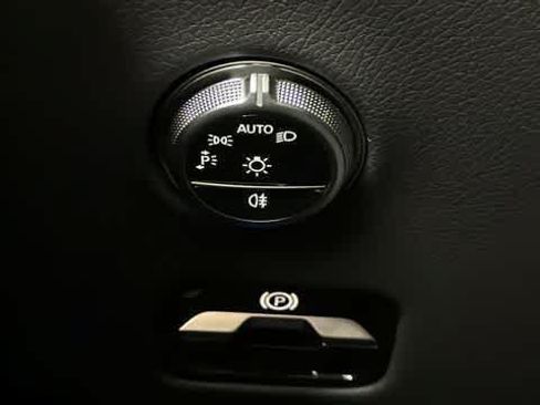Certified 2026 Mercedes-Benz GLC 300 4MATIC image 19