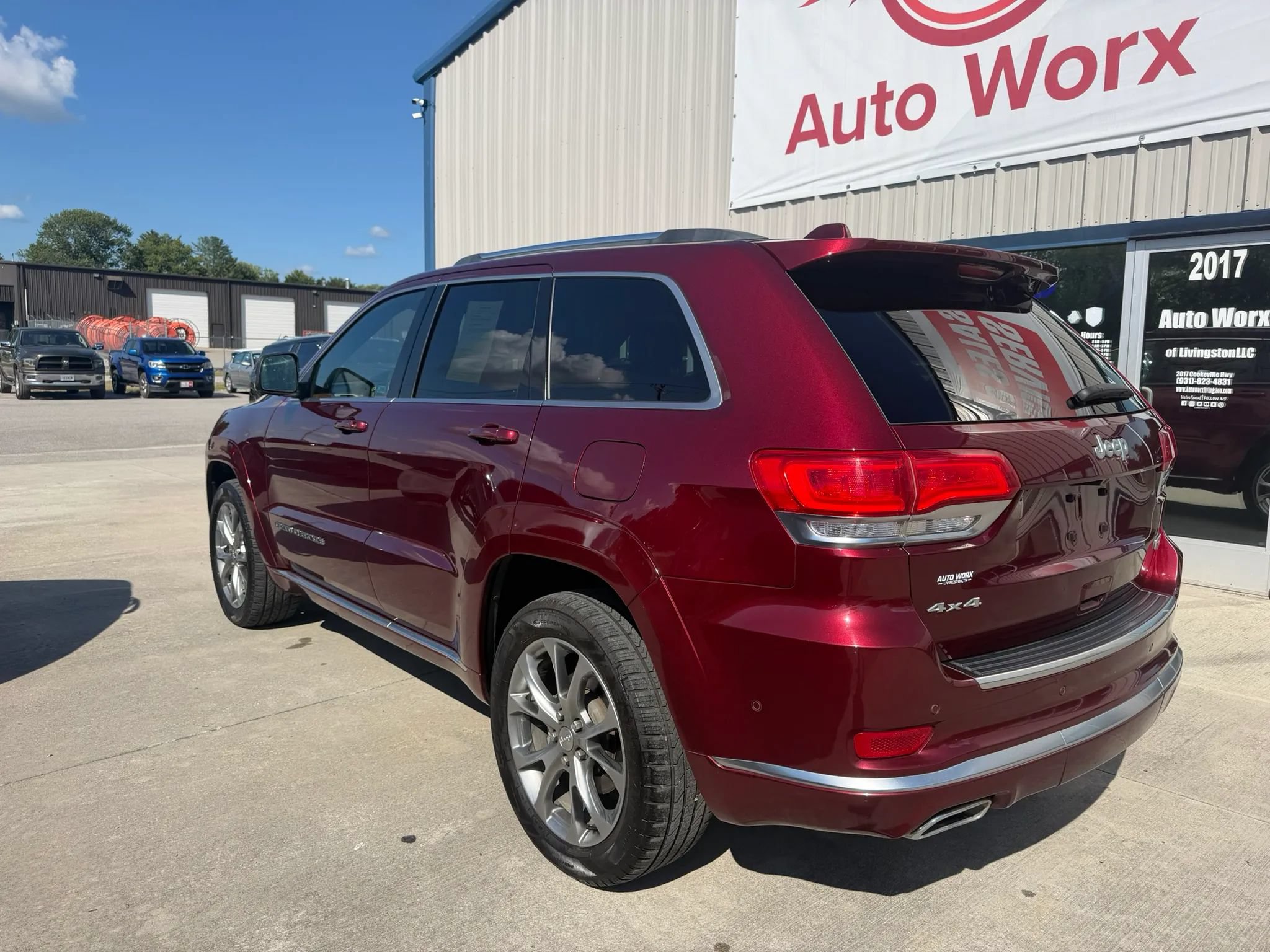 Used 2021 Jeep Grand Cherokee Summit w/ Platinum Series Group AWD/4WD image 19
