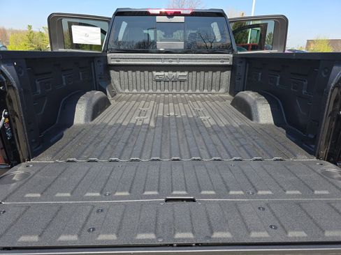 New 2026 GMC Sierra 2500 Denali Ultimate AWD/4WD image 12