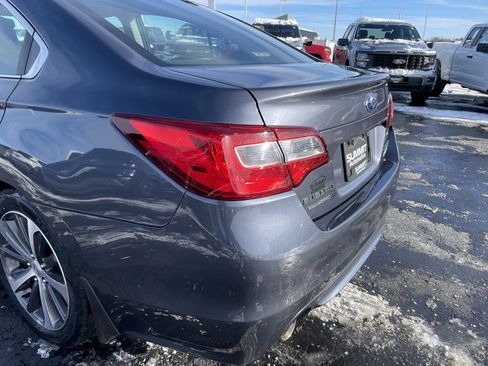 Used 2016 Subaru Legacy 2.5i Limited image 35