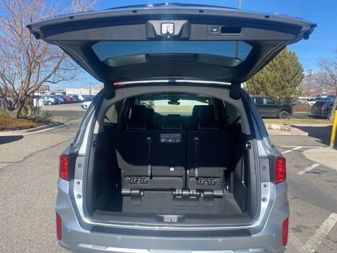 New 2026 Honda Odyssey Touring image 7