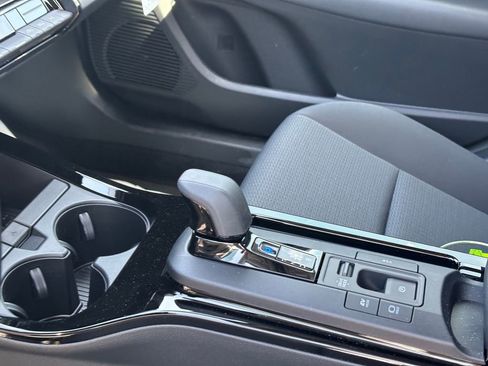 New 2026 Toyota Prius LE image 11