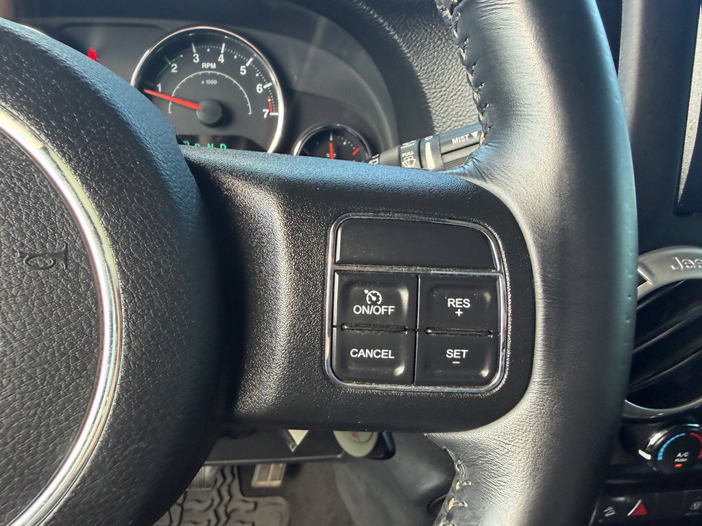 Used 2017 Jeep Wrangler Unlimited Sahara w/ Max Tow Package AWD/4WD image 29