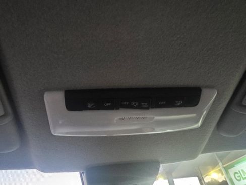 Used 2020 Nissan Kicks SV image 20