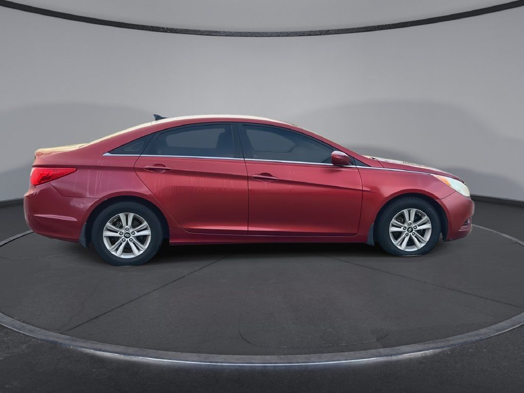 Used 2013 Hyundai Sonata GLS FWD image 9