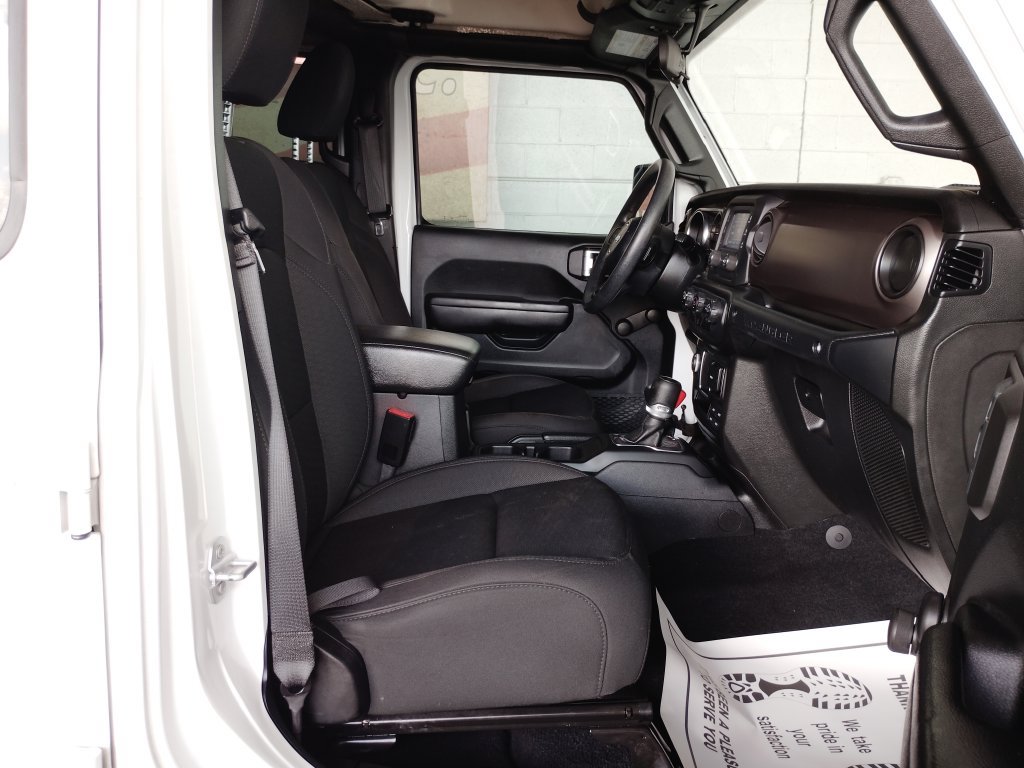 Used 2020 Jeep Wrangler Unlimited Sport AWD/4WD image 12