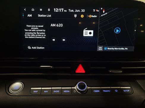 Used 2023 Hyundai Elantra SEL w/ Convenience Package FWD image 25
