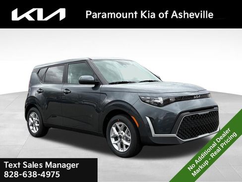 New 2025 Kia Soul LX image 1