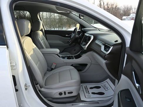 Used 2021 GMC Acadia SLT w/ Technology Package image 18