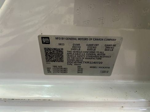 Used 2024 Chevrolet Silverado 2500 LT image 50